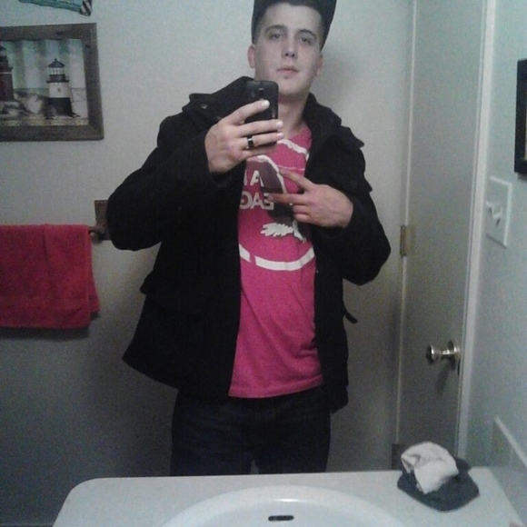 Profile Picture of Chris Boone (@macdaddyboone) on Poshmark