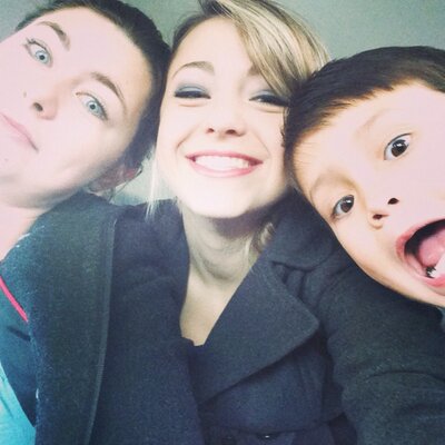 Profile Picture of Mo Hoffmeyer (@LilMrsGatorBill) on Twitter