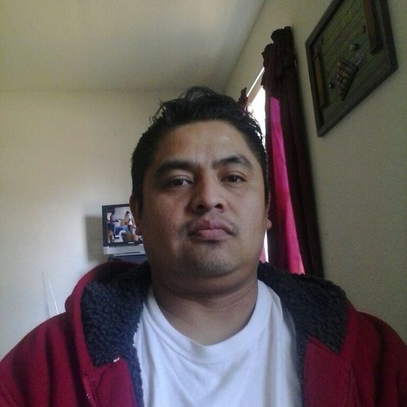 Profile Picture of Timoteo Guzman (@tguzman110) on Poshmark