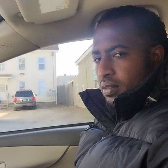Profile Picture of Ahmed Yahya (@axmednuur39) on Poshmark