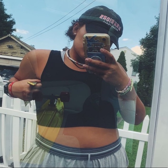 Profile Picture of Julia Nilsen (@julianilsen) on Poshmark