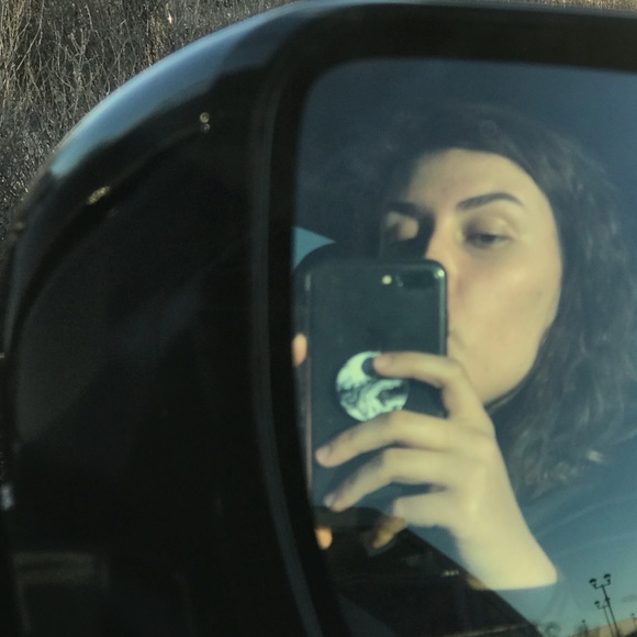 Profile Picture of Brianna Guida (@briguid) on Poshmark