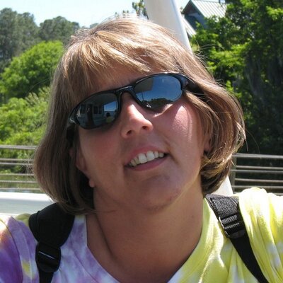 Profile Picture of Michelle Shackelford (@88disneygirl) on Twitter