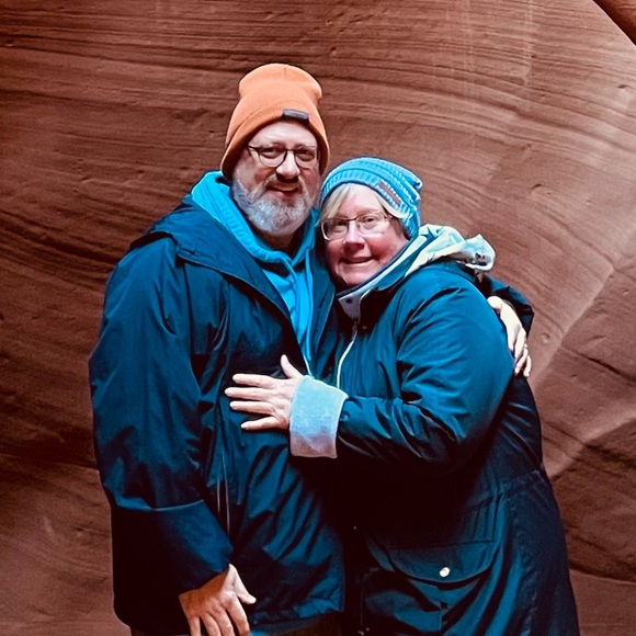 Profile Picture of Robert Dove (@robertdove) on Poshmark