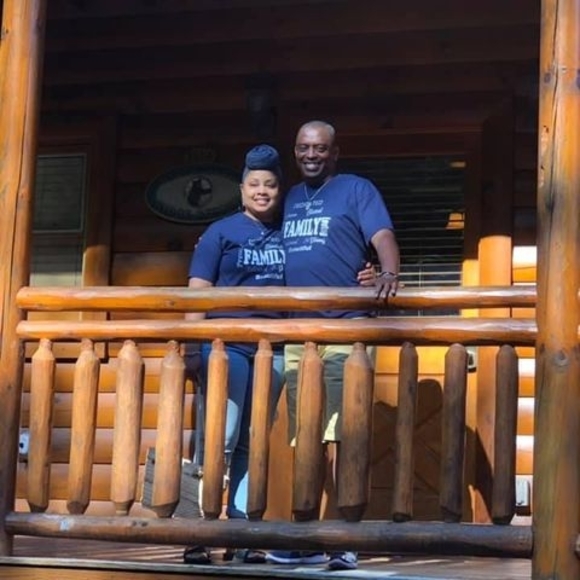 Profile Picture of Glenn Ellis (@ellisglenn998) on Poshmark