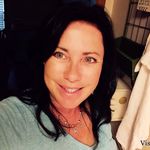 Profile Picture of Lori Walker (@loriawalk) on Instagram