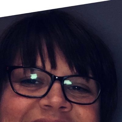 Profile Picture of louise staples (@louisestaples9) on Twitter