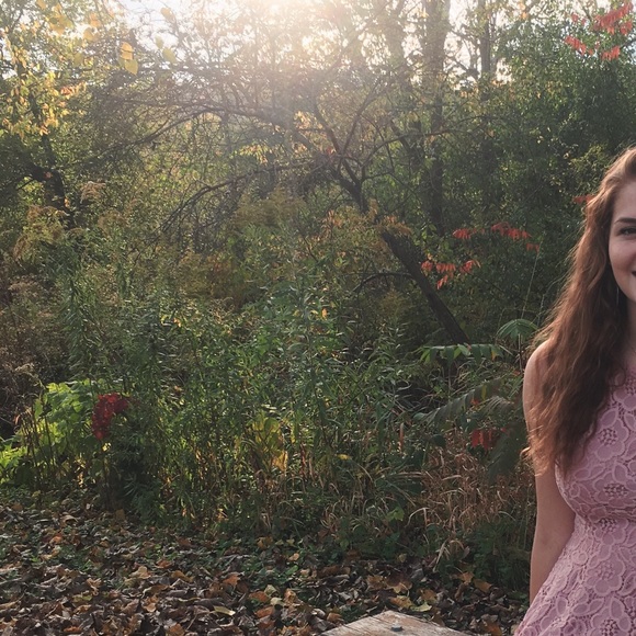 Profile Picture of Deirdre Meagher (@dede9098) on Poshmark