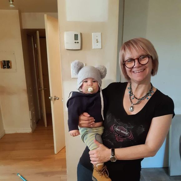 Profile Picture of Chantale Renaud (@chantalerenaud) on Poshmark