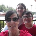 Profile Picture of Kim Gray Goldman (@kimgraygoldman) on Instagram