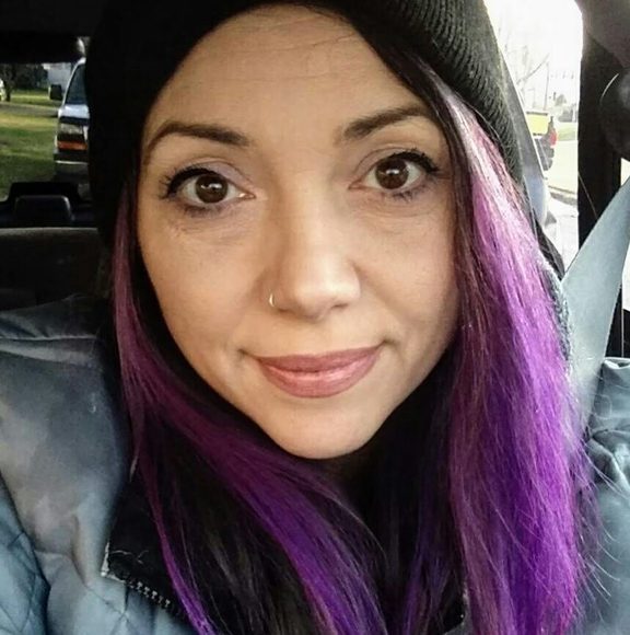 Profile Picture of Nickii Ditrapani (@nickiirose) on Poshmark