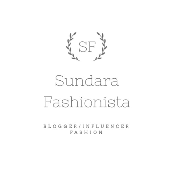 Profile Picture of Heather Wrixon (@sundarafashion) on Poshmark