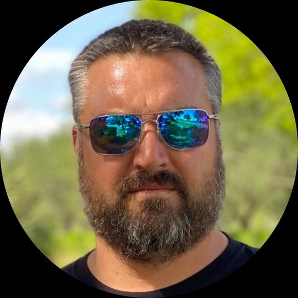 Profile Picture of Steven Thibodeau (@mayhem556) on Poshmark