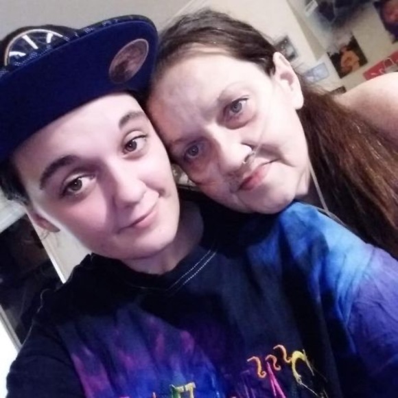 Profile Picture of Michaela Sonnleitner (@chaelajay95) on Poshmark