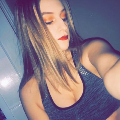 Profile Picture of Shannon Coe (@_Shanzxoxo_) on Twitter