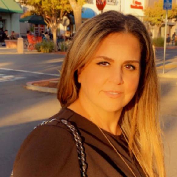 Profile Picture of Zohreh Tabatabaie haghshenas (@zohreht) on Poshmark