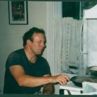 Profile Picture of Robert Schwarzenbach (@robertschwarze3) on Twitter