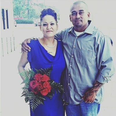 Profile Picture of Lori Brosig (@lorireza1976) on Twitter