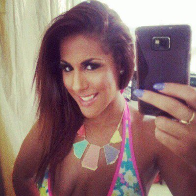 Profile Picture of Komal Jain (@komaljain45) on Twitter