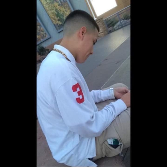 Profile Picture of Thomas Manzanares (@t_manzanares) on Poshmark