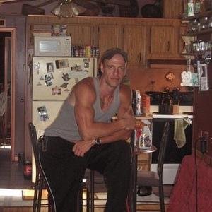 Profile Picture of Joseph Gibson (@Jkkmm92) on Twitter