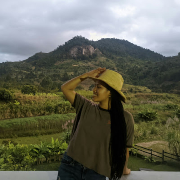 Profile Picture of Arohasina Angontsoa (@arohasina22) on Poshmark