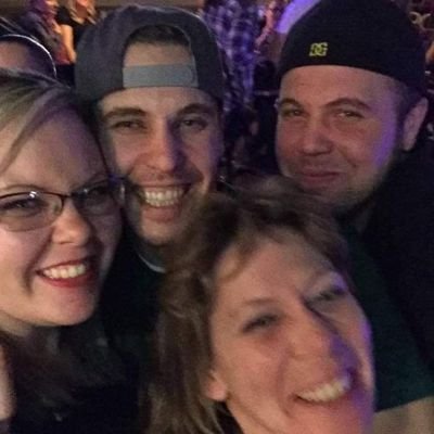 Profile Picture of Debbie Perrin (@toygirl1993) on Twitter