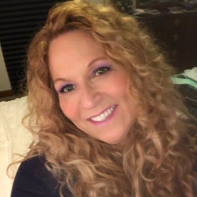 Profile Picture of Lily Crabtree (@lilycrabtree13) on Twitter