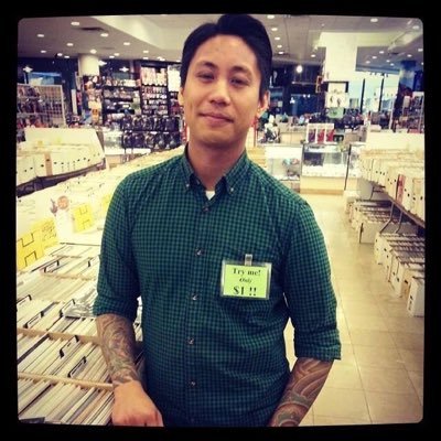 Profile Picture of Richard Urbano (@OstRICHsizedPA) on Twitter