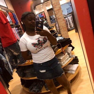 Profile Picture of Rayana Latson (@DaddyyRay) on Twitter