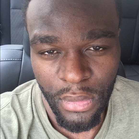 Profile Picture of Aggie Sanon (@daproblem15) on Poshmark