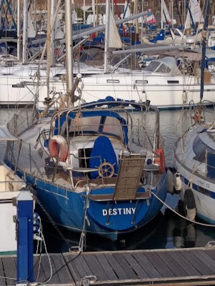 Profile Picture of Jody Stirewalt (@jodyswv1) on Poshmark