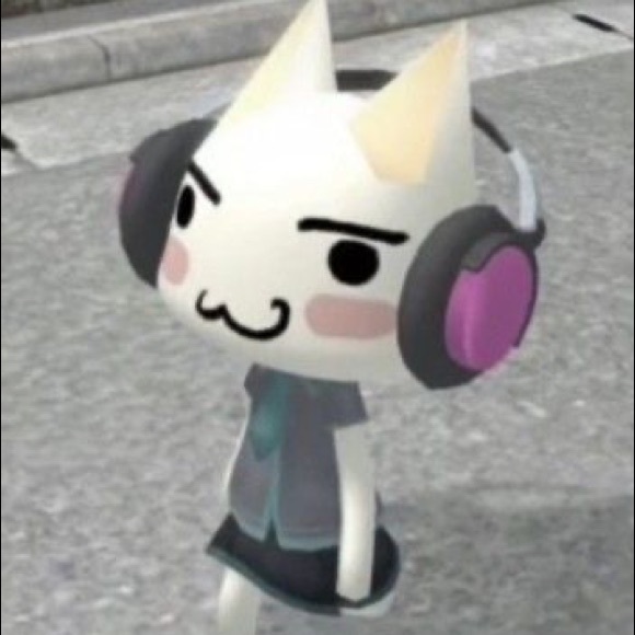 Profile Picture of Julia Martinez (@ioveju1ia) on Poshmark