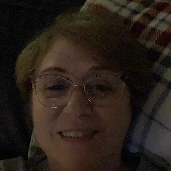 Profile Picture of Norma Rivera (@normarivera750) on Poshmark