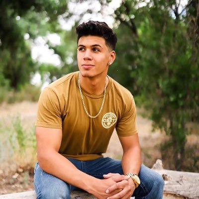 Profile Picture of Armando Pantoja (@juanmando99) on Twitter