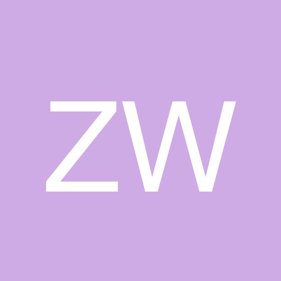 Profile Picture of Zoe Walters (@zoewalters11) on Poshmark