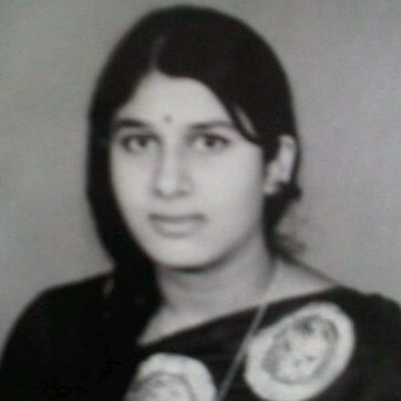 Profile Picture of Sudha Ram (@patnasri) on Poshmark