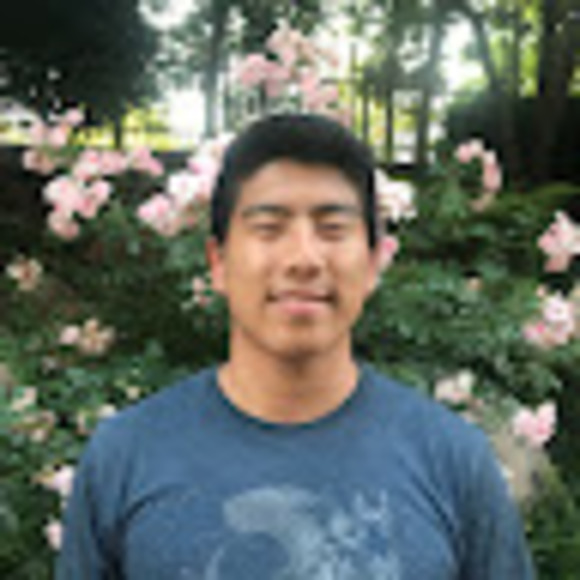 Profile Picture of Royce Dong (@rdman25) on Poshmark