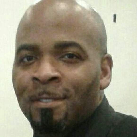 Profile Picture of D. l. Dozier jr. (@daviddozierjr) on Poshmark