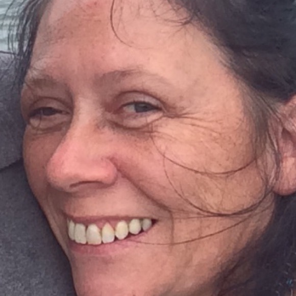 Profile Picture of Christine Tinsman (@cmtinsman) on Poshmark