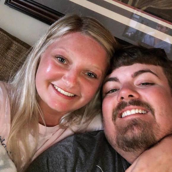 Profile Picture of Alexzandria Brigham (@alexzandria31) on Poshmark