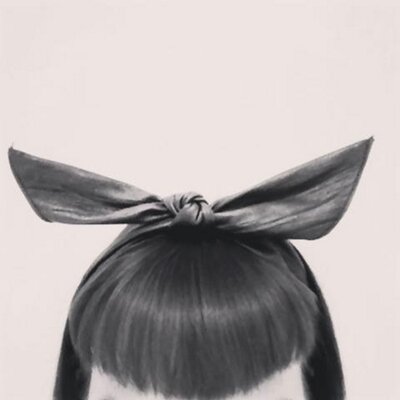 Profile Picture of Lenny Rose (@lennyrosestyle) on Twitter