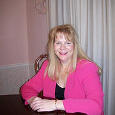 Profile Picture of Carol Fraser Hagen (@readingtips4u) on Twitter