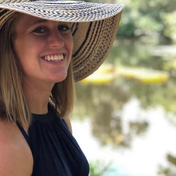 Profile Picture of Tori Lones (@tlones11) on Poshmark