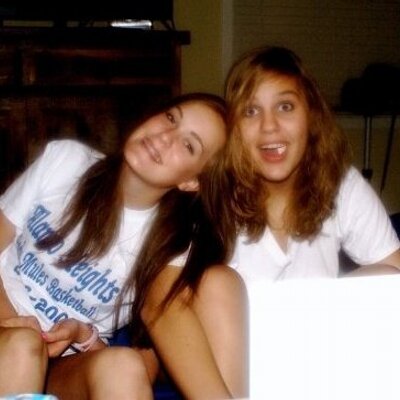 Profile Picture of Whitney Ball (@whitneylynn17) on Twitter