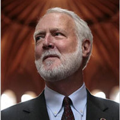 Profile Picture of Smithsonian Sec. (@GWayneClough) on Twitter