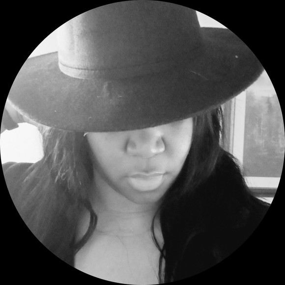 Profile Picture of Aima Unuigbe (@ladyaima) on Poshmark