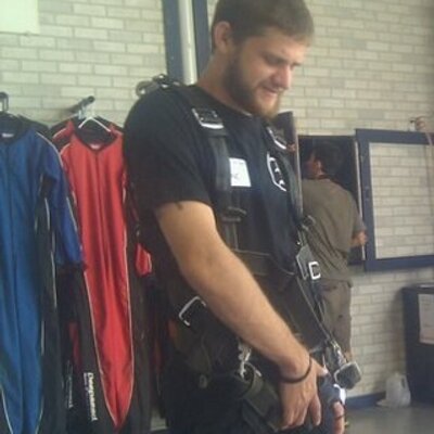 Profile Picture of James Gronewold (@JimmerJammer90) on Twitter