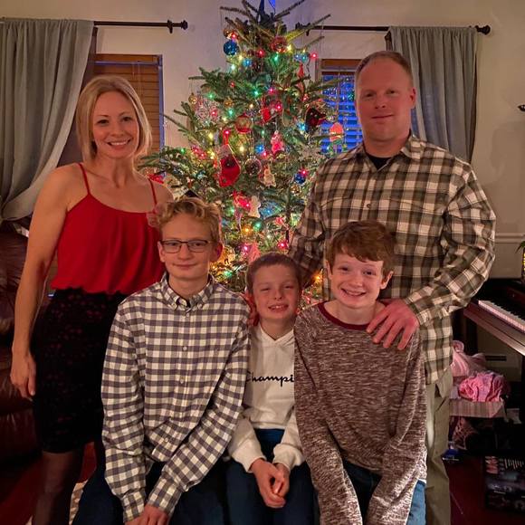 Profile Picture of Tara Hamaday (@tarahamaday) on Poshmark