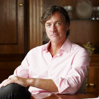 Profile Picture of Richard Madeley (@richardm56) on Twitter